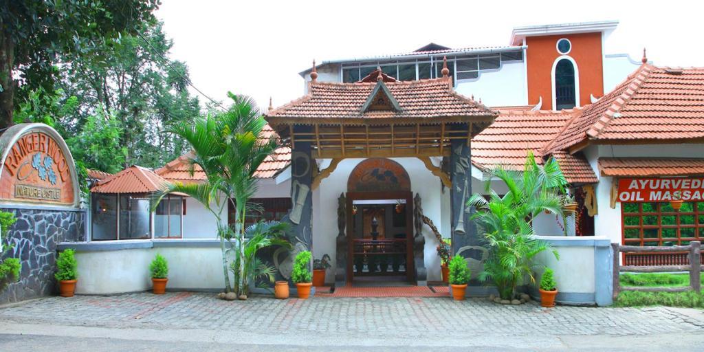 Rangerwood Nature Castle Hotel Kumarakom Exterior photo